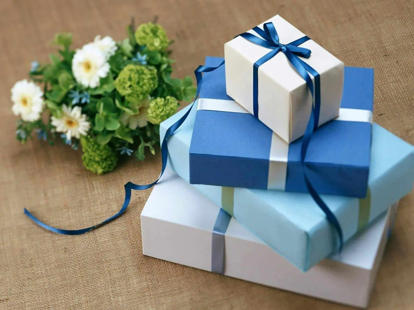 Can I Give a Gift or Tip to My Escort?